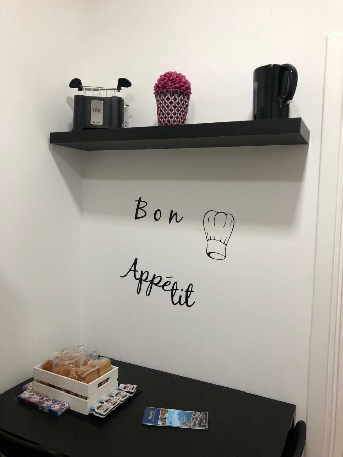Simpa Apartment Νάπολη Εξωτερικό φωτογραφία